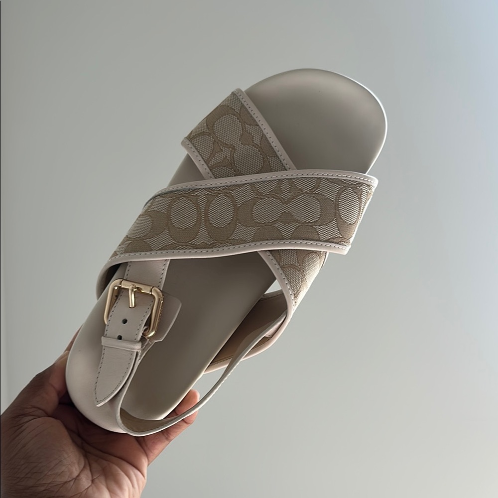 Coach Cream Sandals Elegant and Comfortable